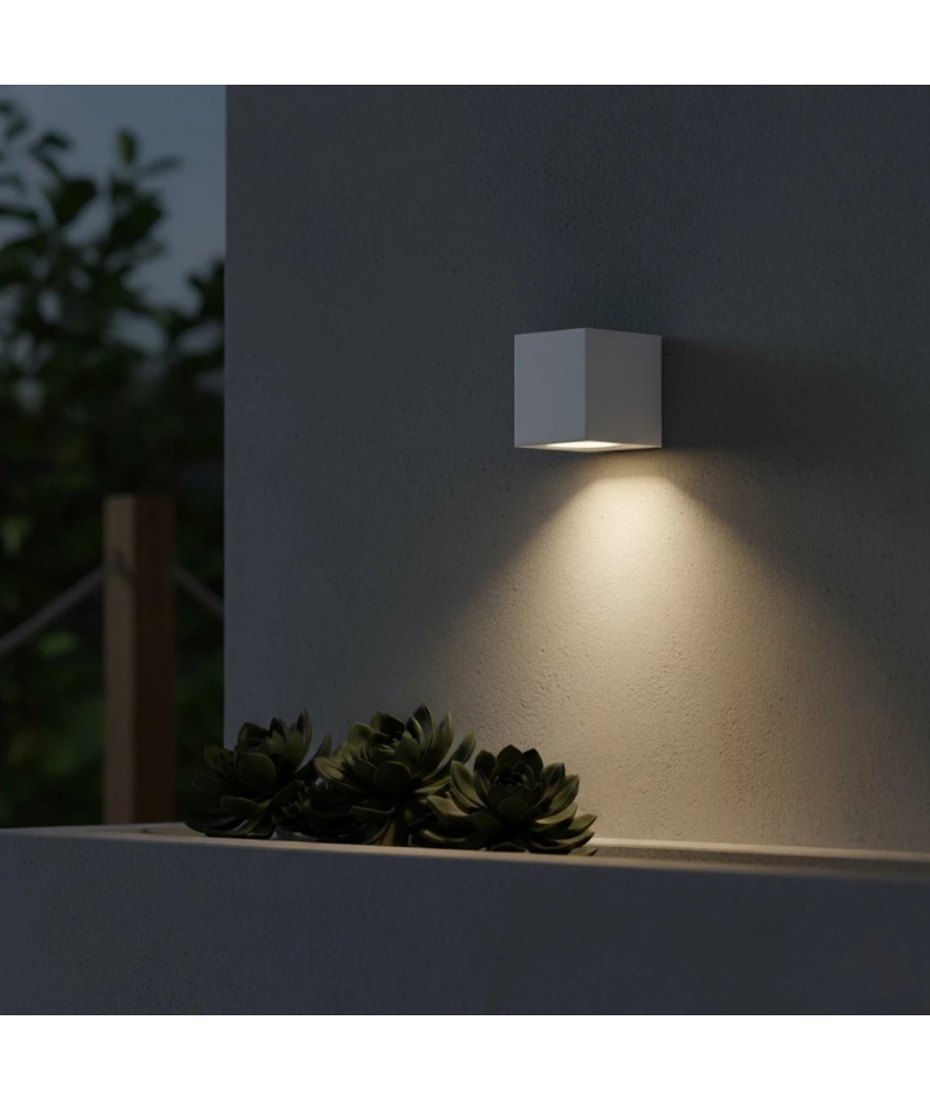 kelvo® BURANO KLV-101-0020 Φωτιστικό Τοίχου - Απλίκα για Λάμπα MR16 με Ντουί GU10 AC 220-240V Αδιάβροχο IP65 - Λευκό Ματ - Μ8 x Π8 x Υ7cm